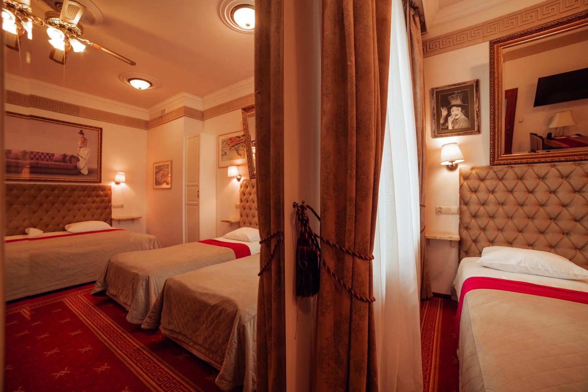 Hotel Ambasada Boleslawiec Болеславец Екстериор снимка
