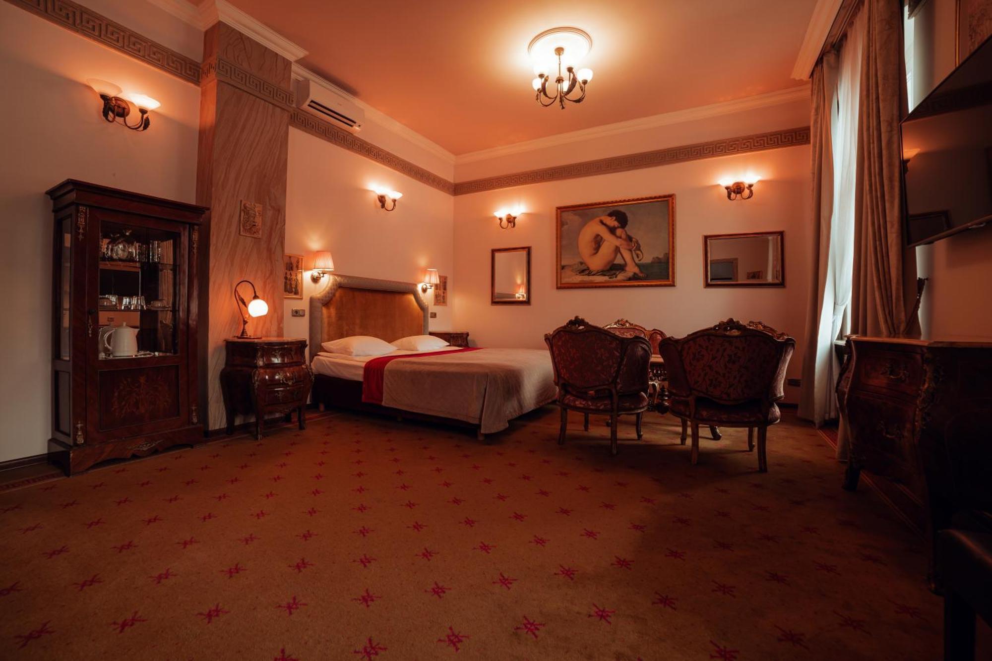 Hotel Ambasada Boleslawiec Болеславец Екстериор снимка