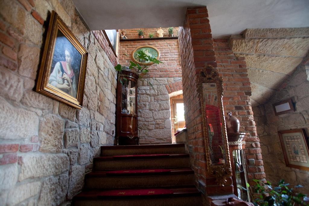 Hotel Ambasada Boleslawiec Болеславец Екстериор снимка
