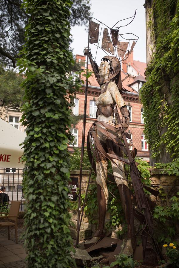 Hotel Ambasada Boleslawiec Болеславец Екстериор снимка